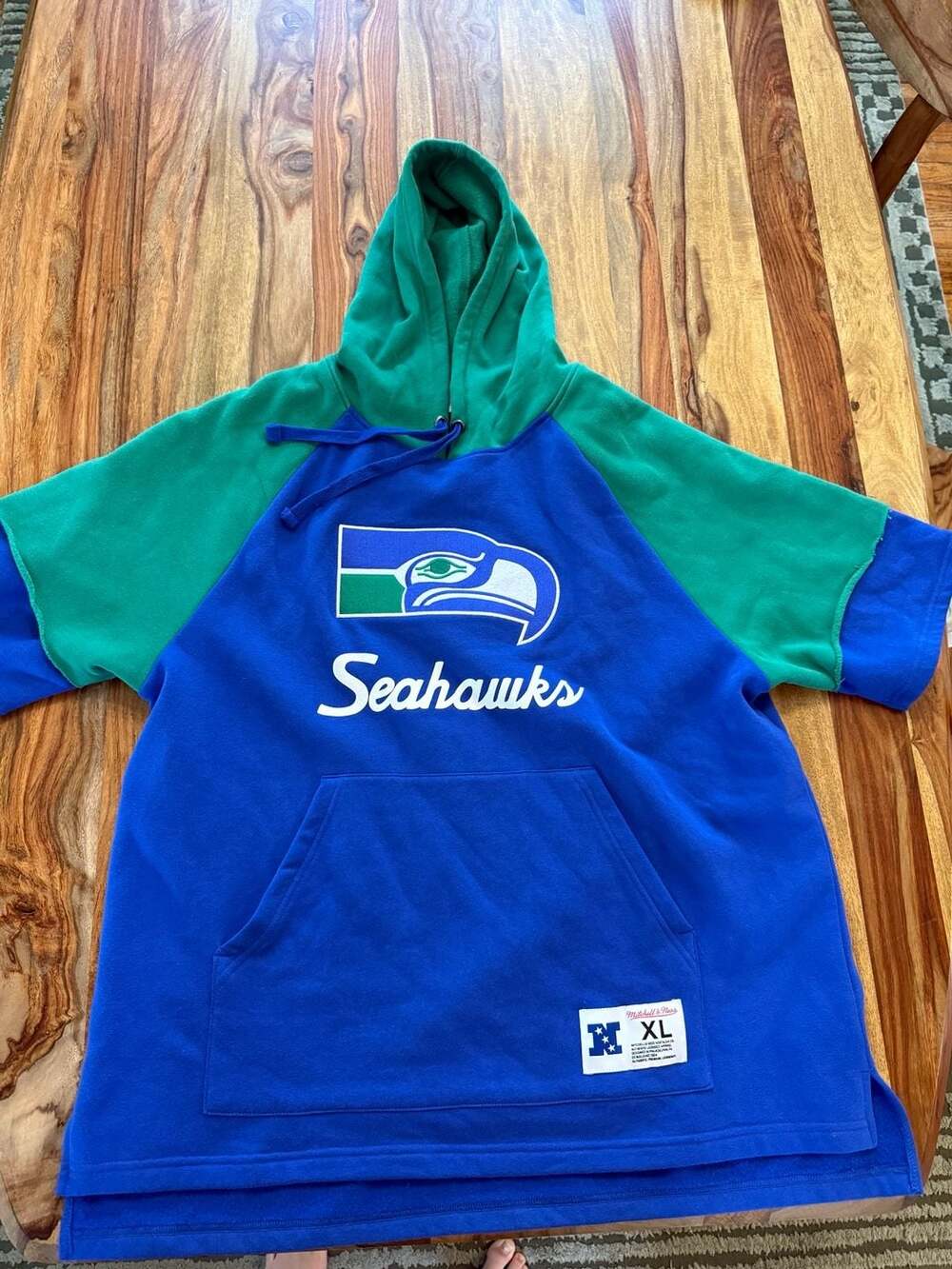 Mitchell & Ness Seattle Seahawks Short Sleeve Hoodie XL